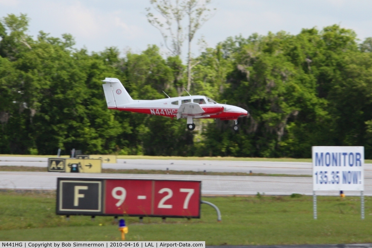 N441HG, 1995 Piper PA-44-180 Seminole C/N 4496003, Arriving at Lakeland, Florida during Sun N Fun 2010.