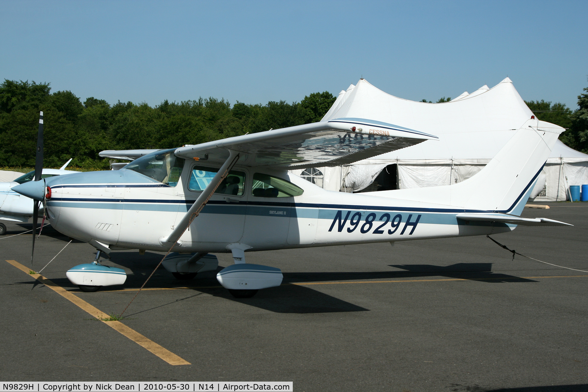 N9829H, 1981 Cessna 182R Skylane C/N 18268054, N14