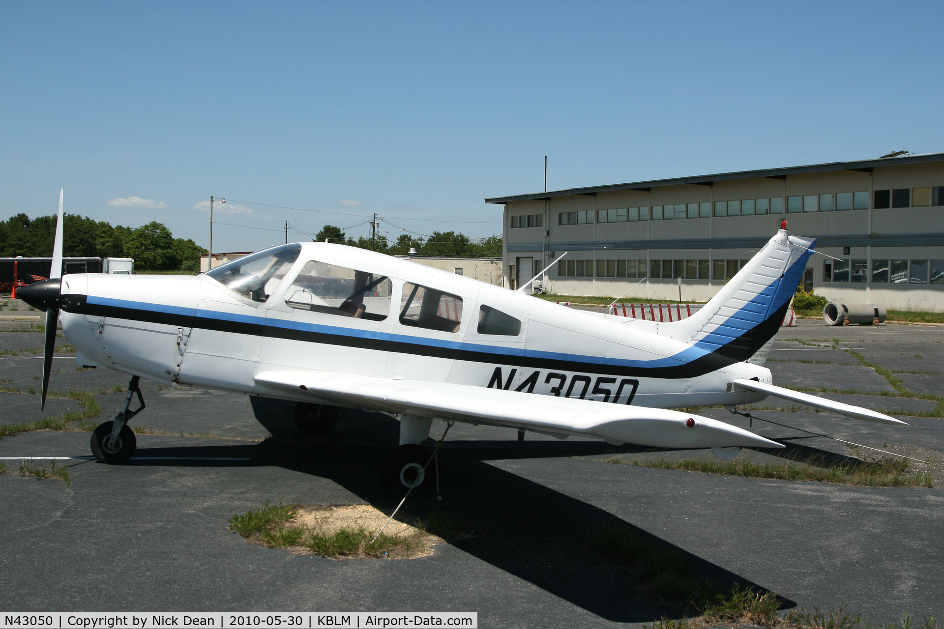 N43050, 1974 Piper PA-28-151 C/N 28-7415415, KBLM