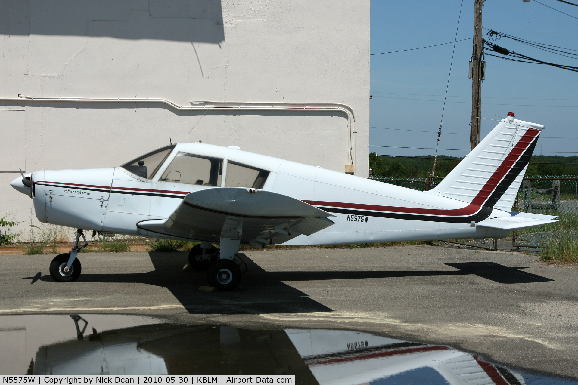 N5575W, 1962 Piper PA-28-160 Cherokee C/N 28-670, KBLM