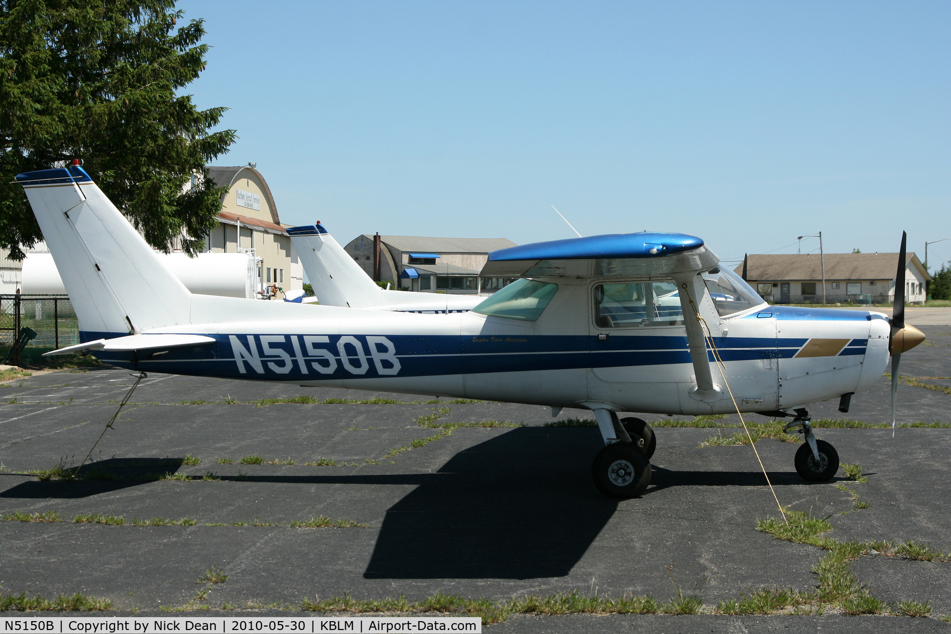 N5150B, 1979 Cessna 152 C/N 15283777, KBLM
