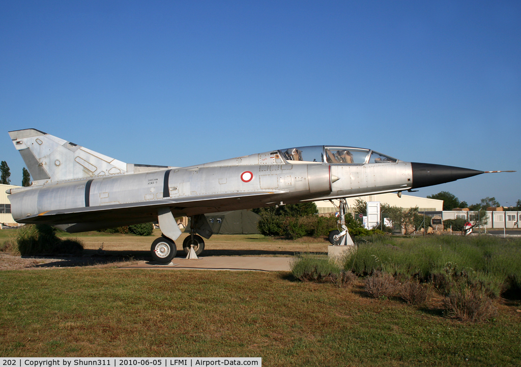 202, Dassault Mirage IIIB C/N 202, S/n 202 - Preserved Mirage IIIB near a depot