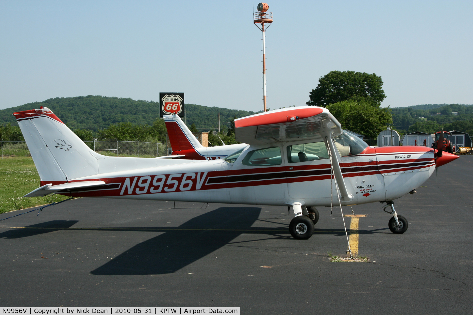 N9956V, 1977 Cessna R172K Hawk XP C/N R1722357, KPTW
