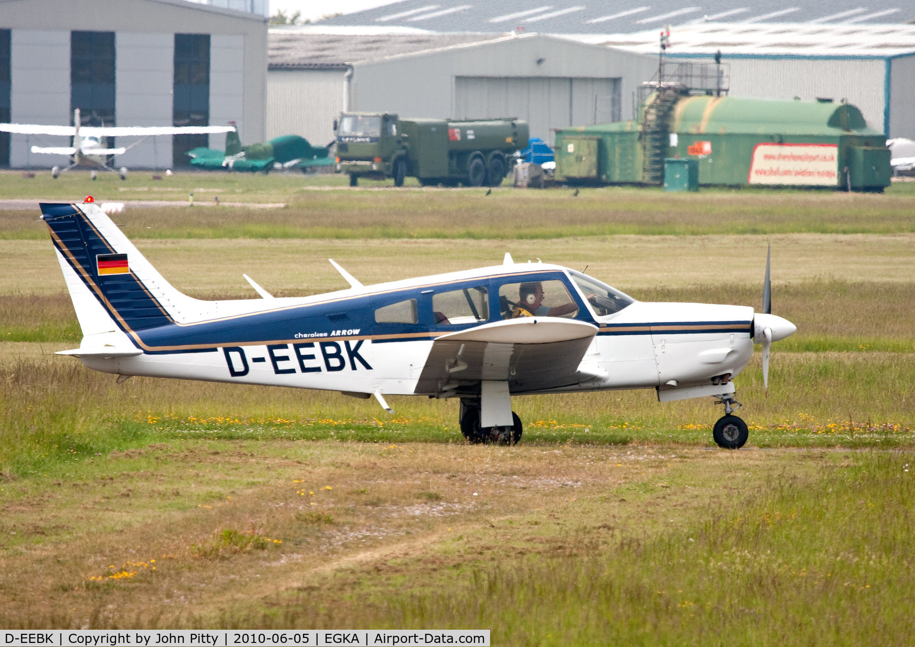 D-EEBK, 1974 Piper PA-28R-200 Cherokee Arrow II C/N 28R-7435014, D-EEBK Piper PA-28 at Shoreham.