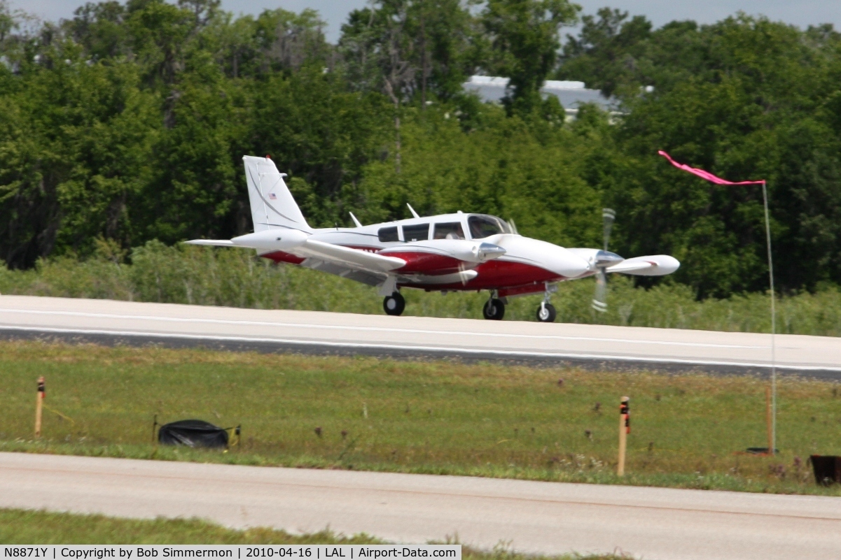 N8871Y, 1970 Piper PA-39 Twin Comanche C/N 39-27, Arriving at Lakeland, Florida during Sun N Fun 2010.