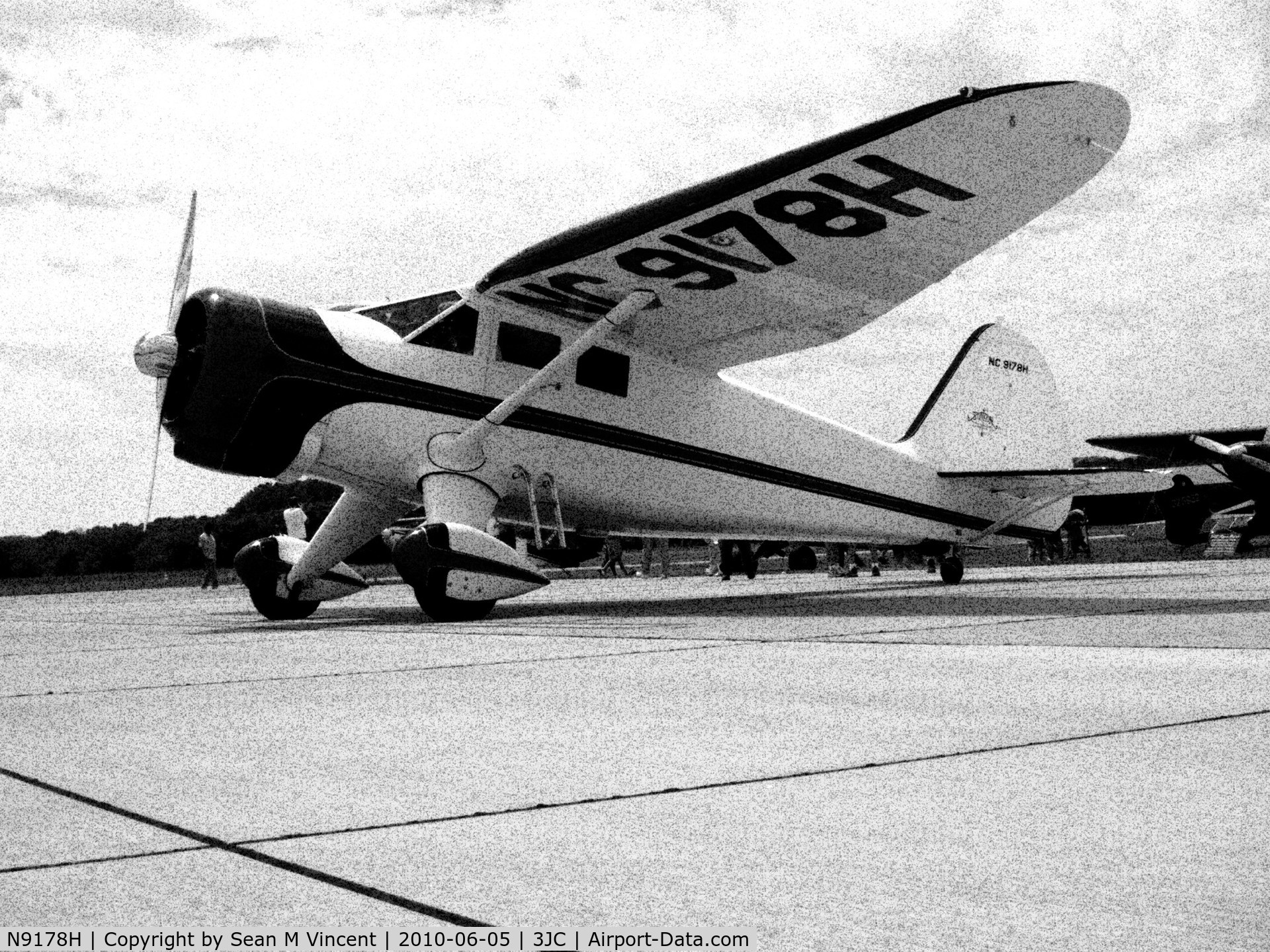 N9178H, 1943 Stinson V77 Reliant C/N 77-186, Bi-Plane Fly In. Junction City, Kansas