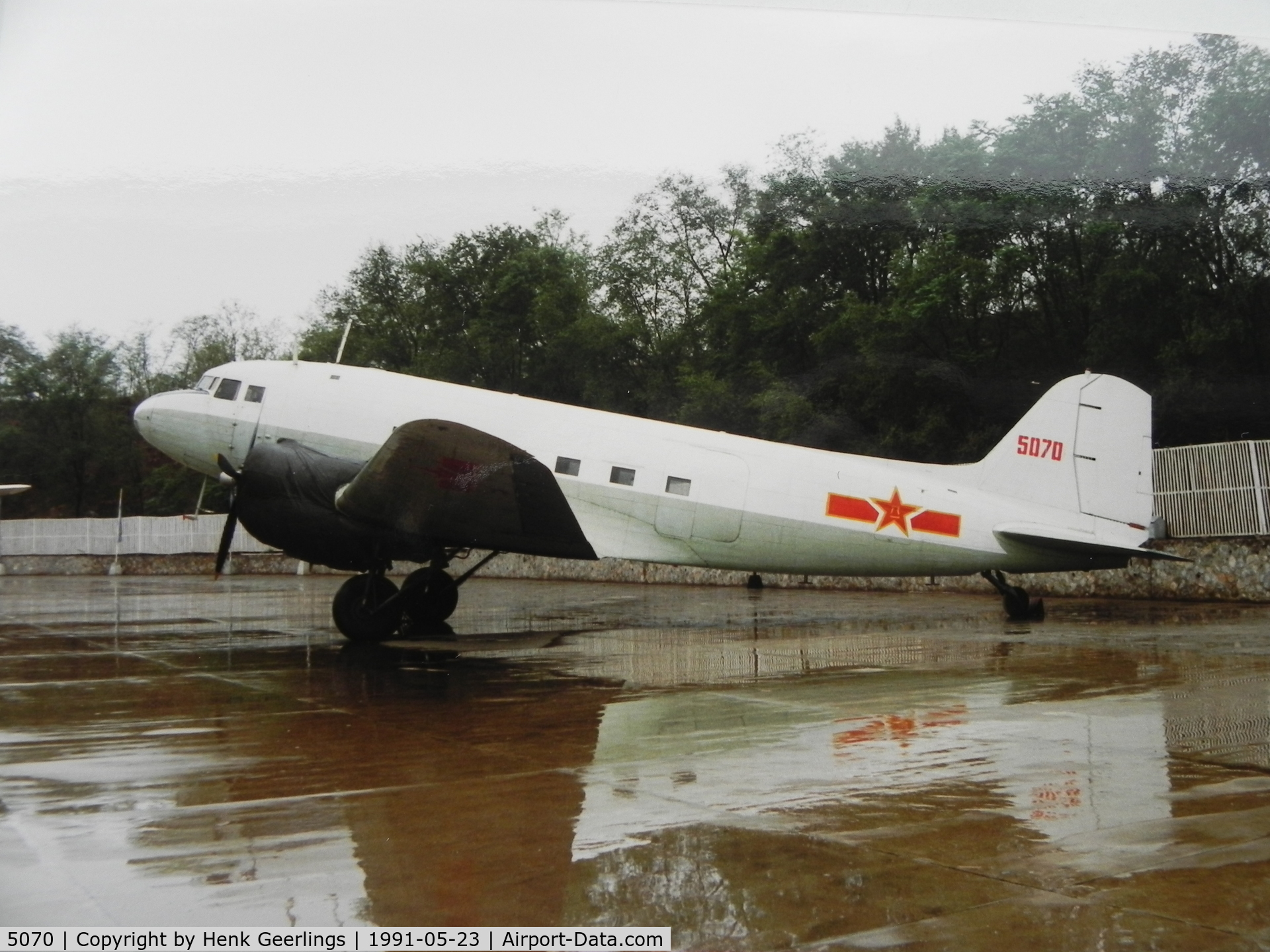 5070, Lisunov Li-2T Cab C/N 18440106, Peking , Datang Shan Museum.

Scan from photo taken in May 1991