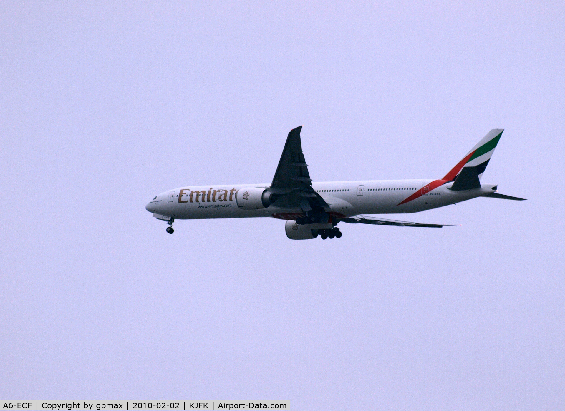 A6-ECF, 2007 Boeing 777-36H/ER C/N 35574, Emirates airplane going to a landing at JFK