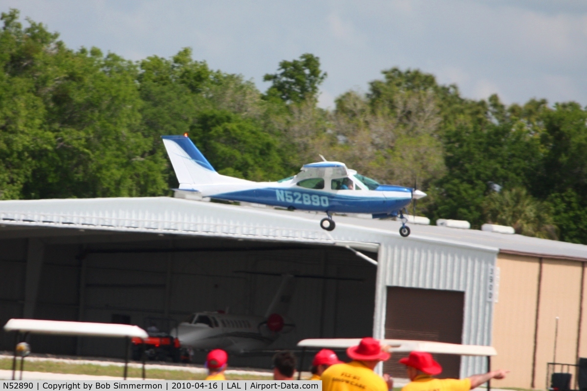 N52890, 1977 Cessna 177RG Cardinal C/N 177RG1301, Arriving at Lakeland, Florida during Sun N Fun 2010.