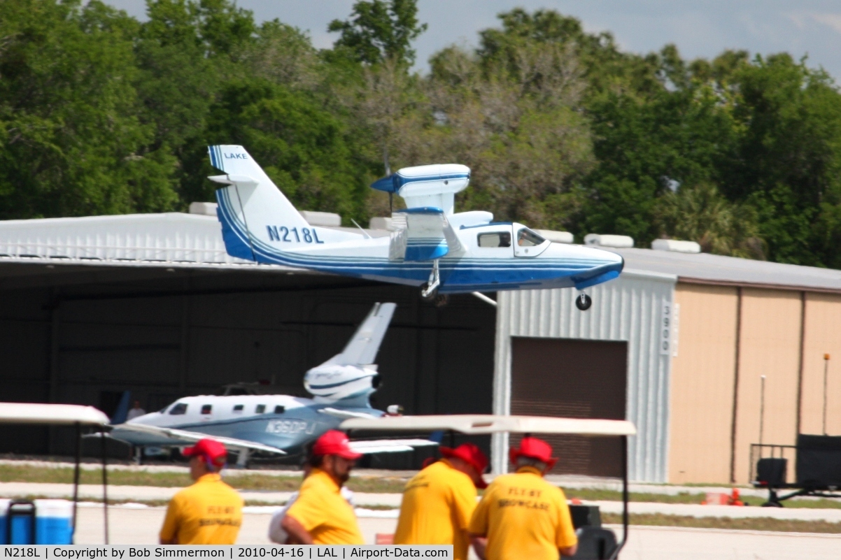 N218L, Aerofab Inc Lake LA-250 C/N 68, Arriving at Lakeland, Florida during Sun N Fun 2010.