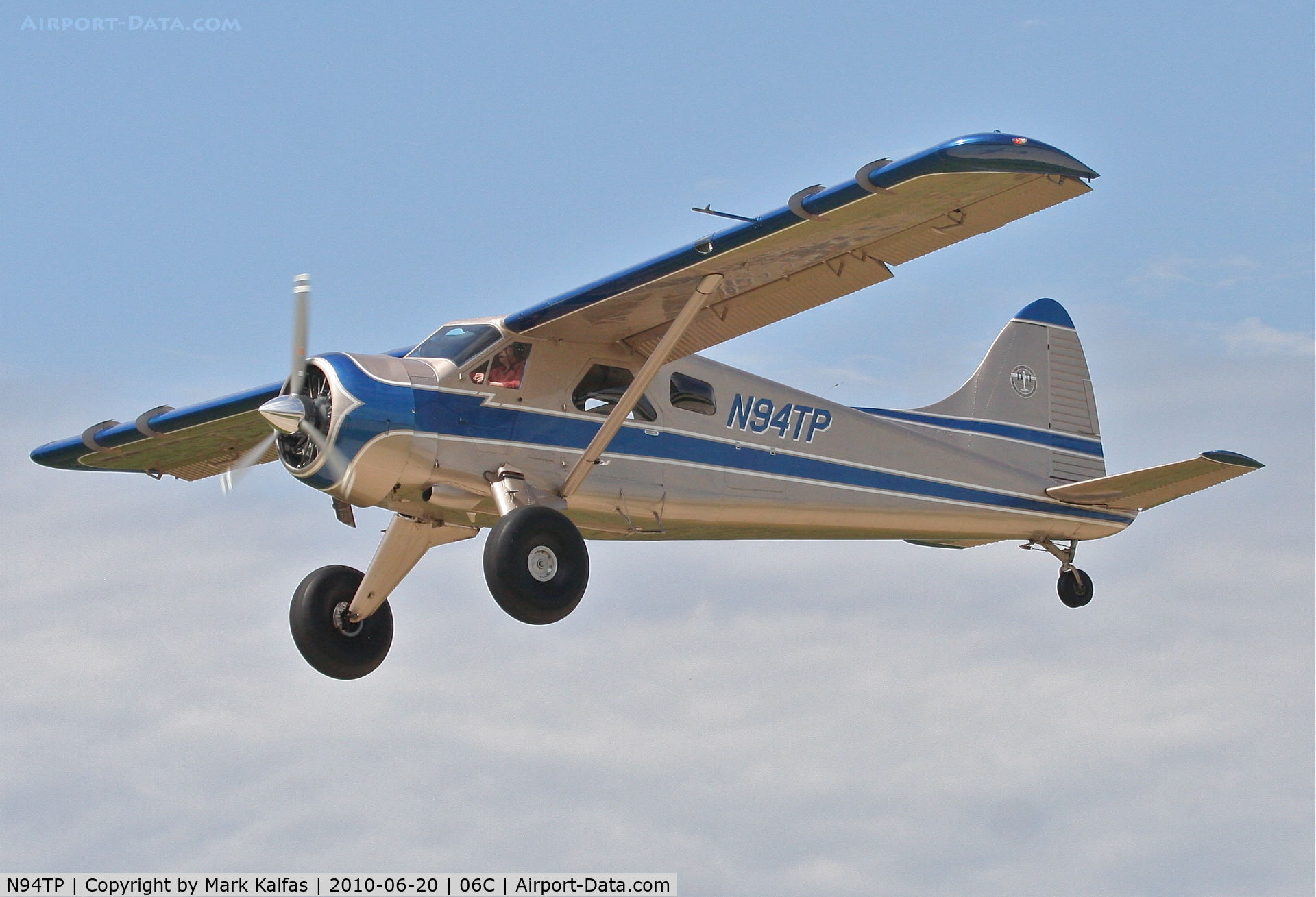 N94TP, 1999 De Havilland Canada DHC-2 Beaver Mk.I C/N 1942DP, Dehavilland/Peters DHC-2, N94TP departing RWY 11 06C (Schaumburg, Il).