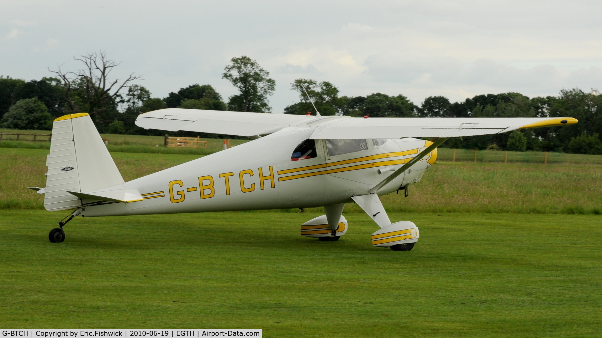 G-BTCH, 1948 Luscombe 8E Silvaire C/N 6403, 2. G-BTCH at Shuttleworth Collection Evening Air Display & LAA Party in the Park June 2010