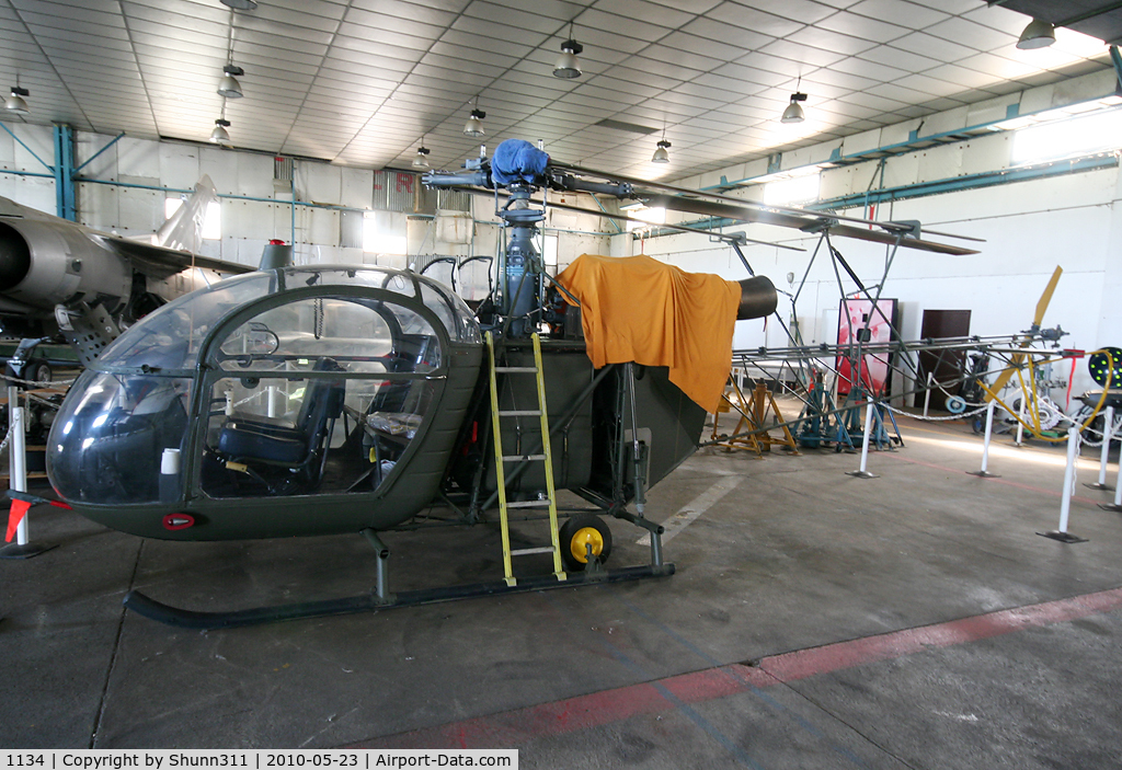 1134, Saab 105OE C/N 105434, Also coded as 98... Preserved Alouette II in a new aeronautical Museum near Lyon...