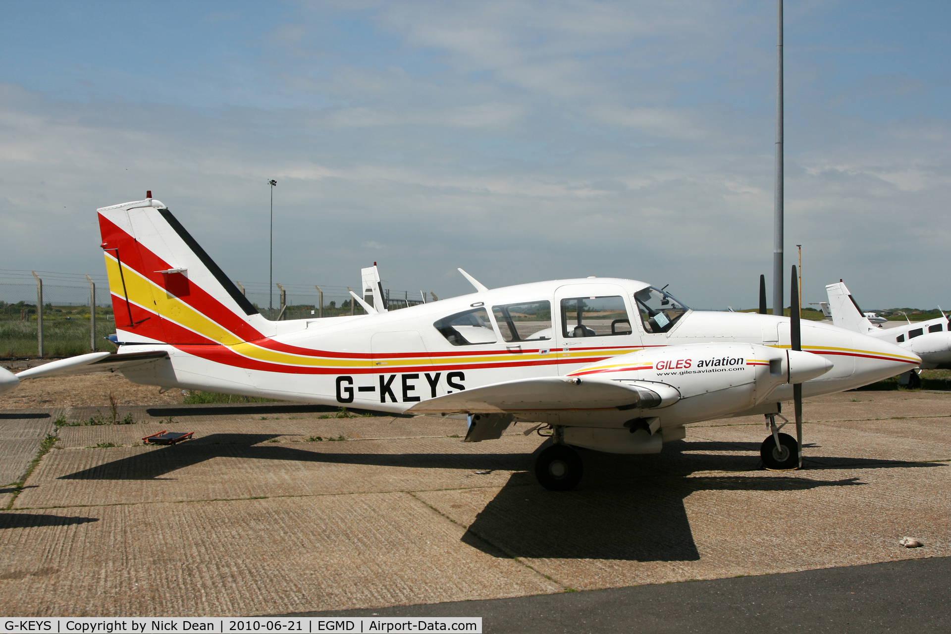 G-KEYS, 1978 Piper PA-23-250 Aztec F C/N 27-7854052, EGMD