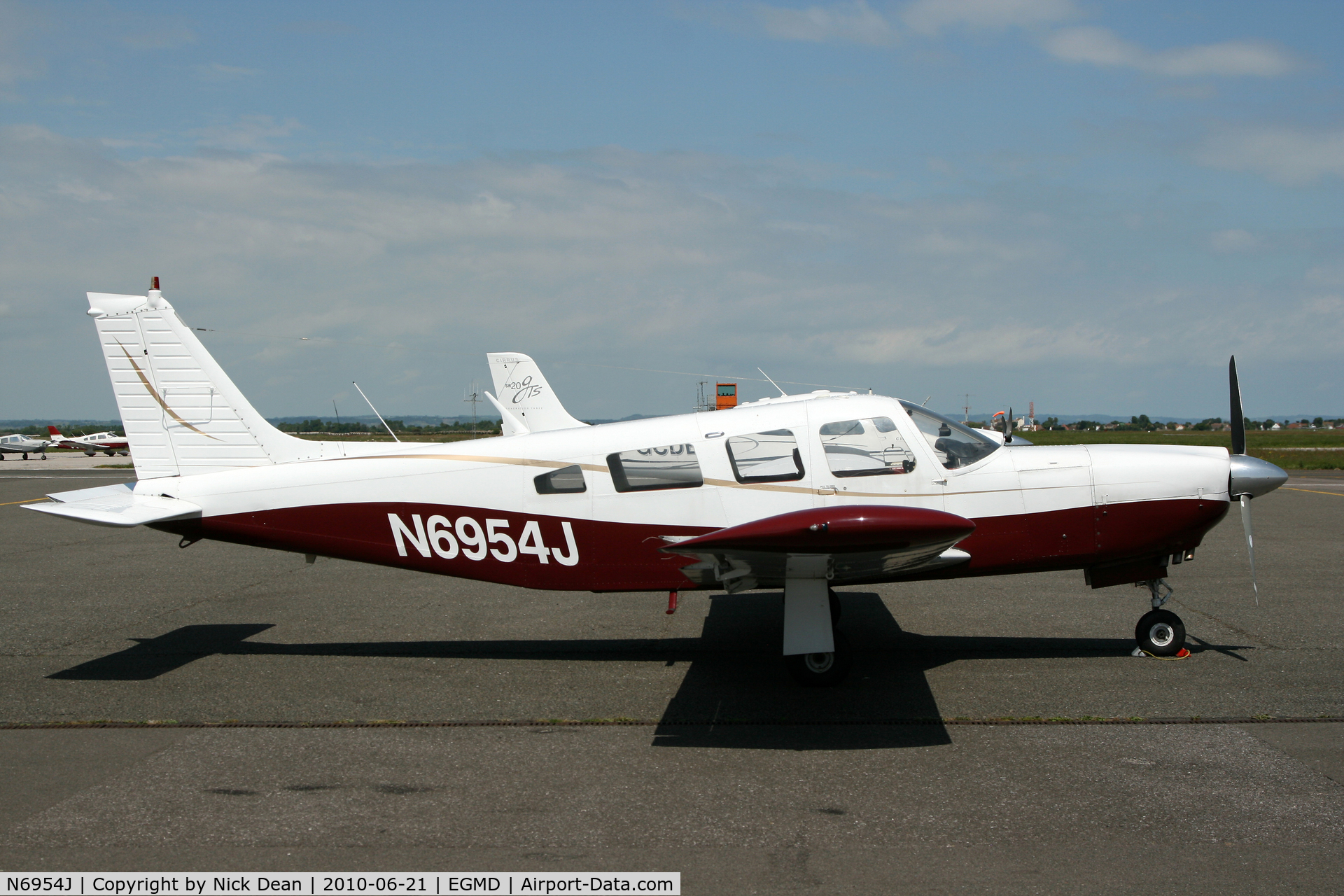 N6954J, 1976 Piper PA-32R-300 Cherokee Lance C/N 32R-7680394, EGMD
