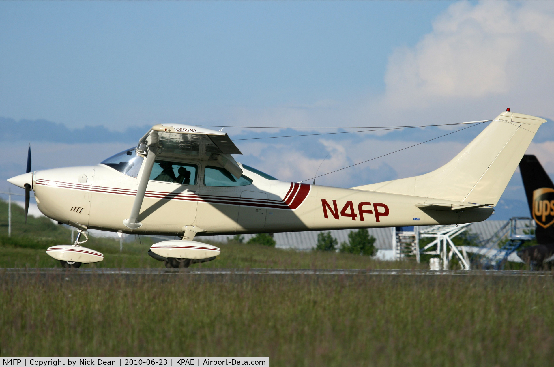N4FP, 1972 Cessna 182P Skylane C/N 18261050, KPAE