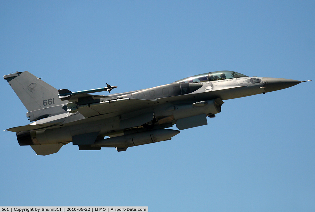 661, Lockheed Martin F-16DJ Fighting Falcon C/N RD-1, On take off djuring Garuda 2010 Exercice...