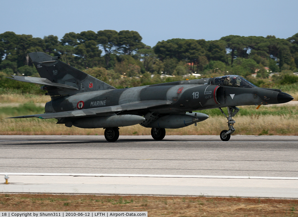 18, Dassault Super Etendard C/N 18, Landing rwy 23