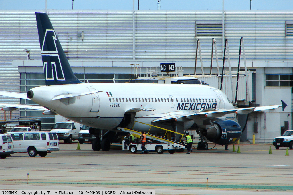 N925MX, 2003 Airbus A319-112 C/N 1925, 2003 Airbus A319-112, c/n: 1925 of Mexicana at Chicago O'Hare