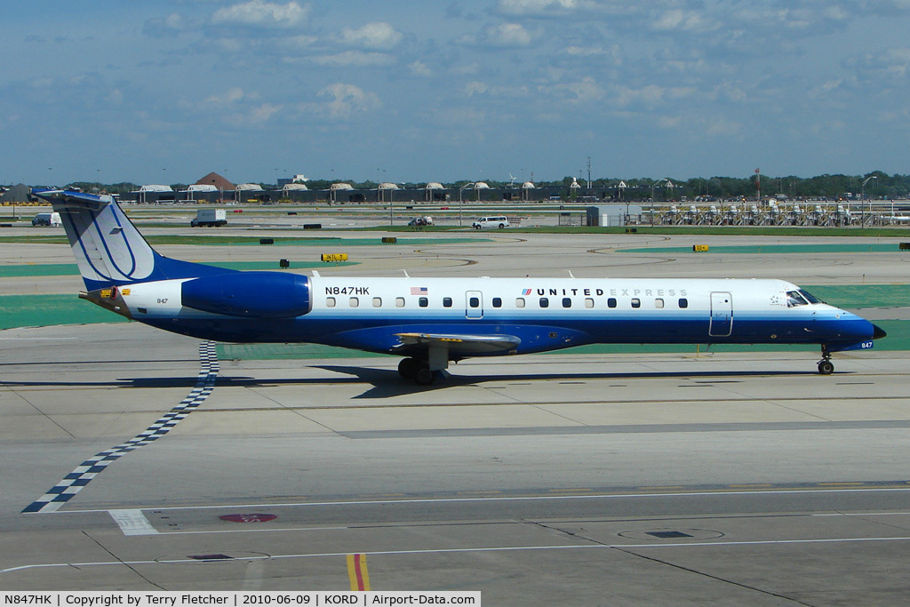 N847HK, 2004 Embraer ERJ-145LR (EMB-145LR) C/N 14500857, 2004 Embraer EMB-145LR, c/n: 14500857 of United Express at Chicago O'Hare