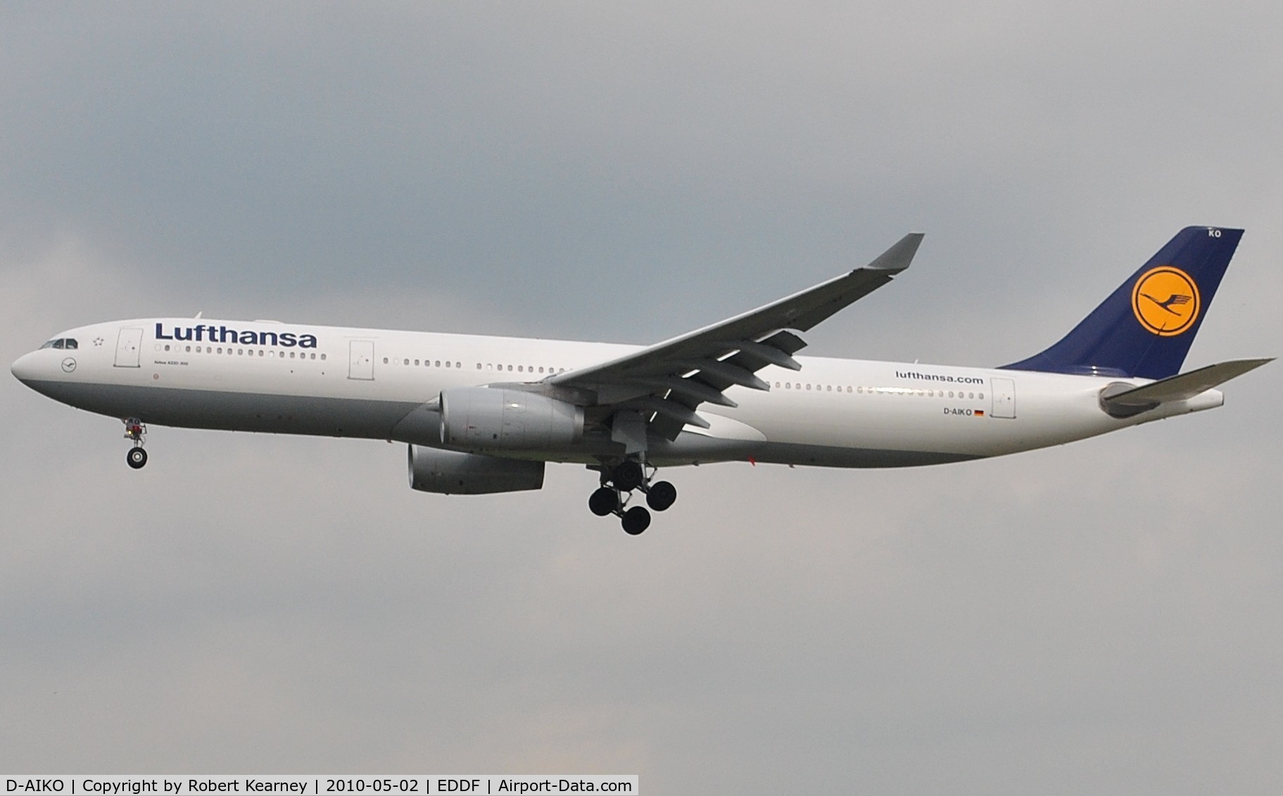 D-AIKO, 2009 Airbus A330-343X C/N 989, Lufthansa on short finals