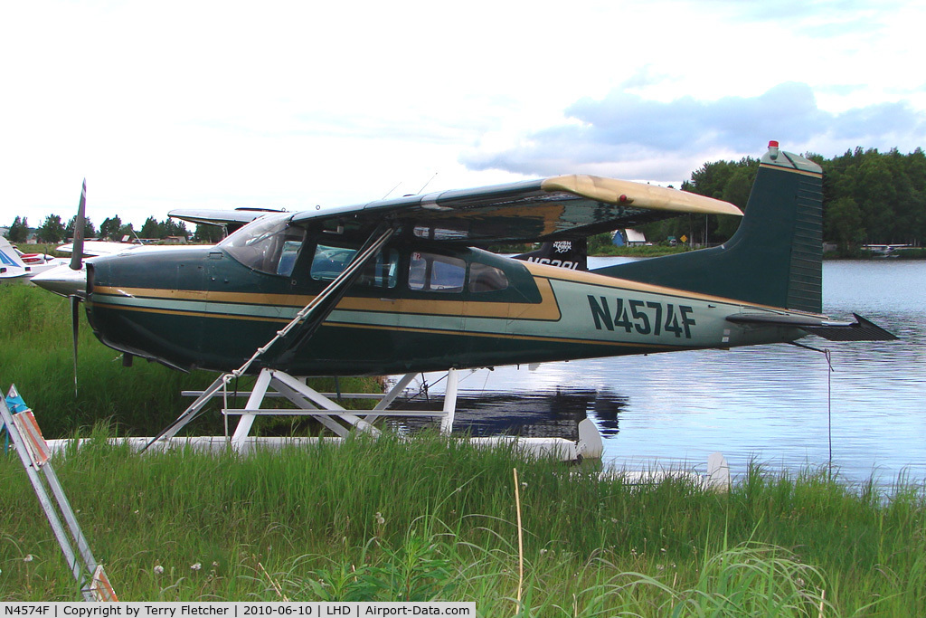 N4574F, 1966 Cessna A185E Skywagon 185 C/N 185-1081, 1966 Cessna A185E, c/n: 185-1081 moored on Lake Hood