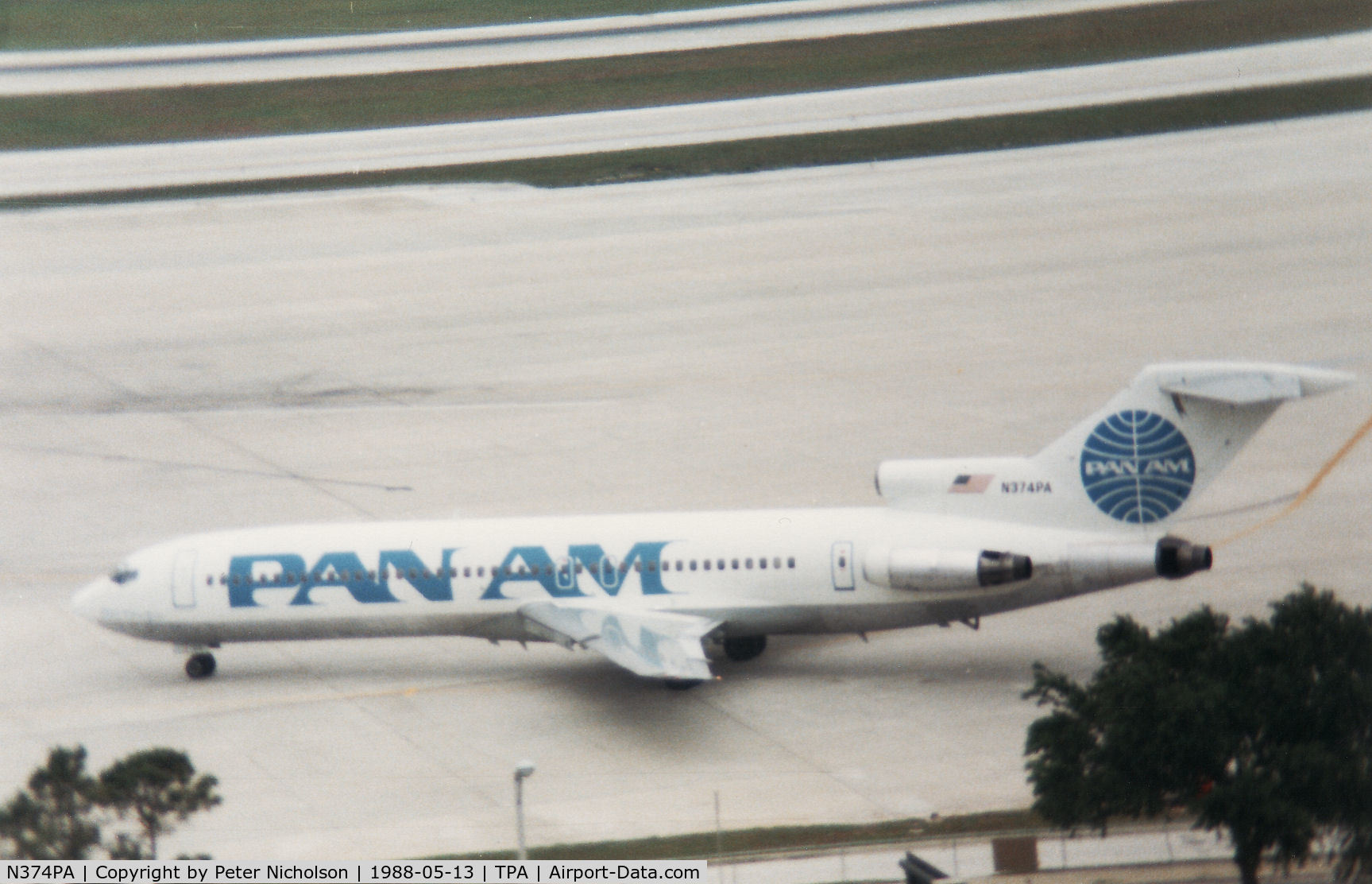 N374PA, 1973 Boeing 727-214 C/N 20679, Boeing 727-214 of Pan-Am preparing to depart from Tampa in May 1988.