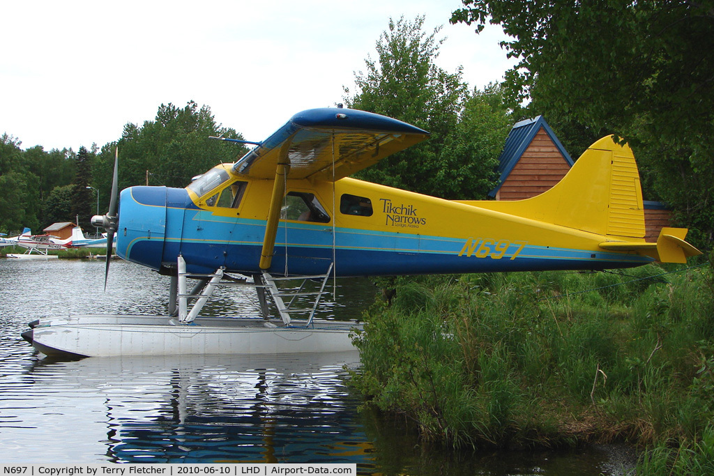 N697, De Havilland Canada DHC-2 Beaver Mk.1 C/N 697, Dehavilland-kenmore DHC-2, c/n: 697 on Lake Hood