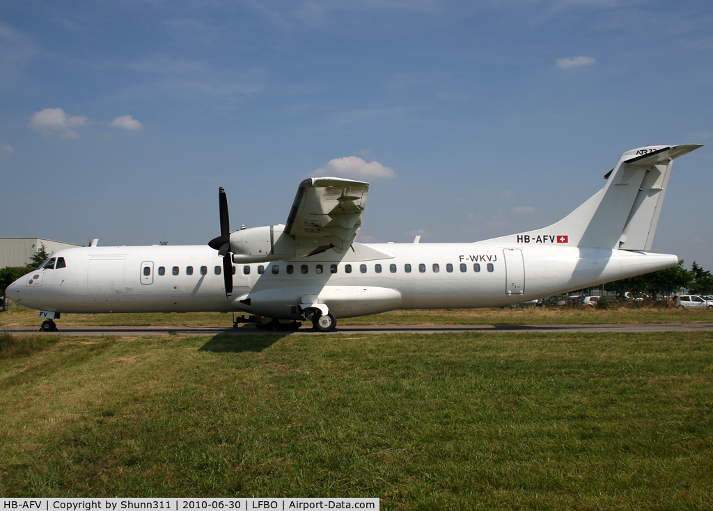 HB-AFV, 1992 ATR 72-202 C/N 341, Dual registration with F-WKVJ... New in the Farnair Europe fleet...