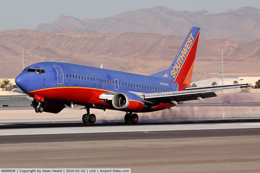 N699SW, 1987 Boeing 737-3Y0 C/N 23826, Southwest Airlines N699SW (FLT SWA3022) from Salt Lake City Int'l (KSLC) landing RWY 25L.