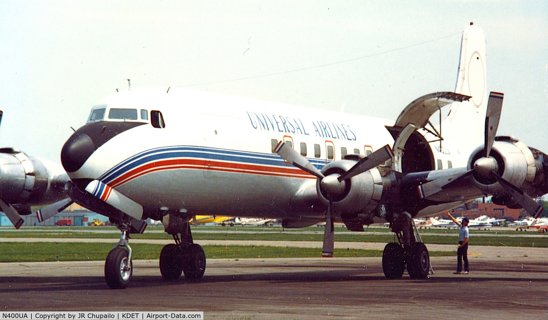 N400UA, 1954 Douglas DC-6A C/N 44258, N400UA at Detroit City Airport 1985. Operated by Universal Airlines.