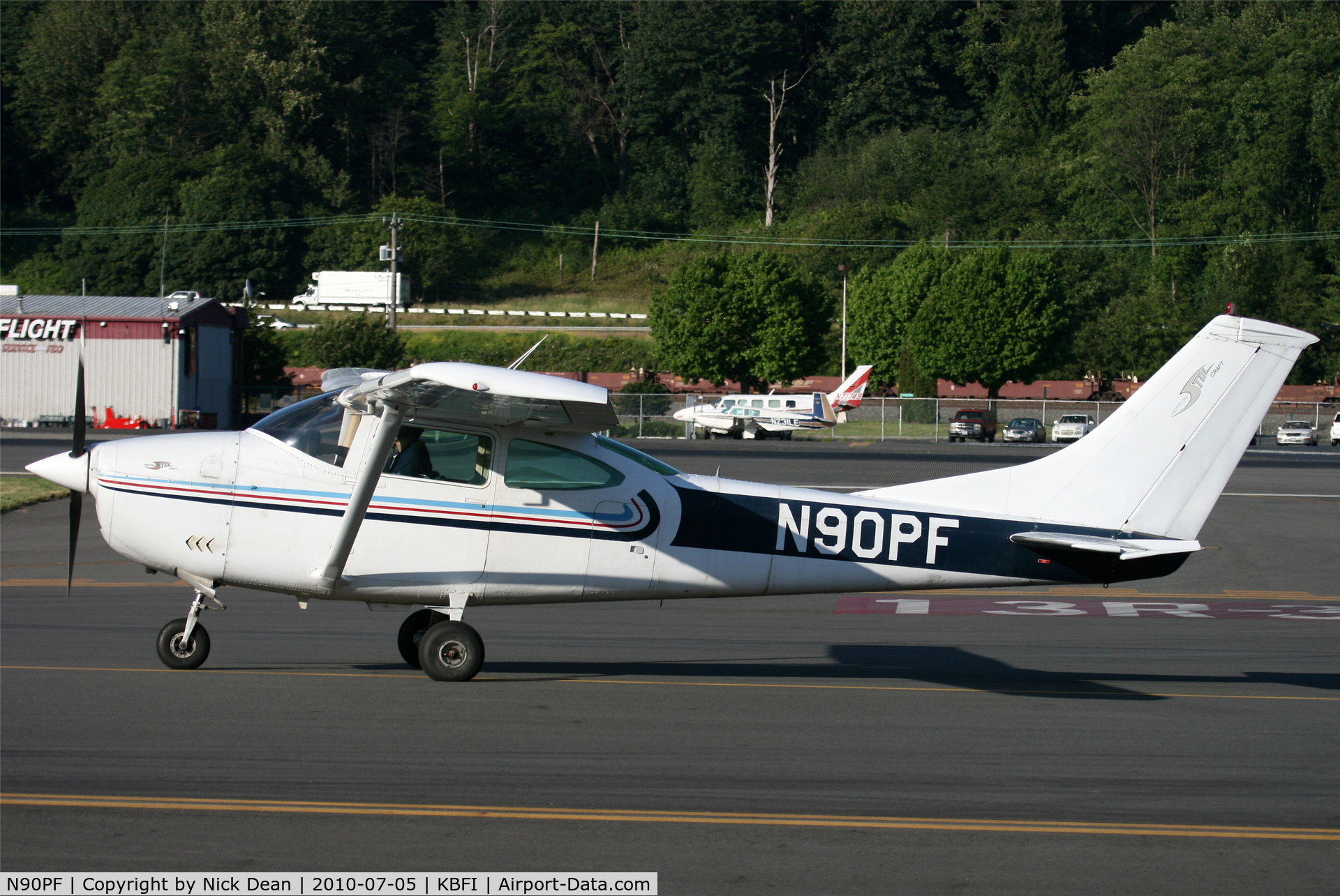 N90PF, 1994 Cessna 182M Skylane C/N 18260012, KBFI