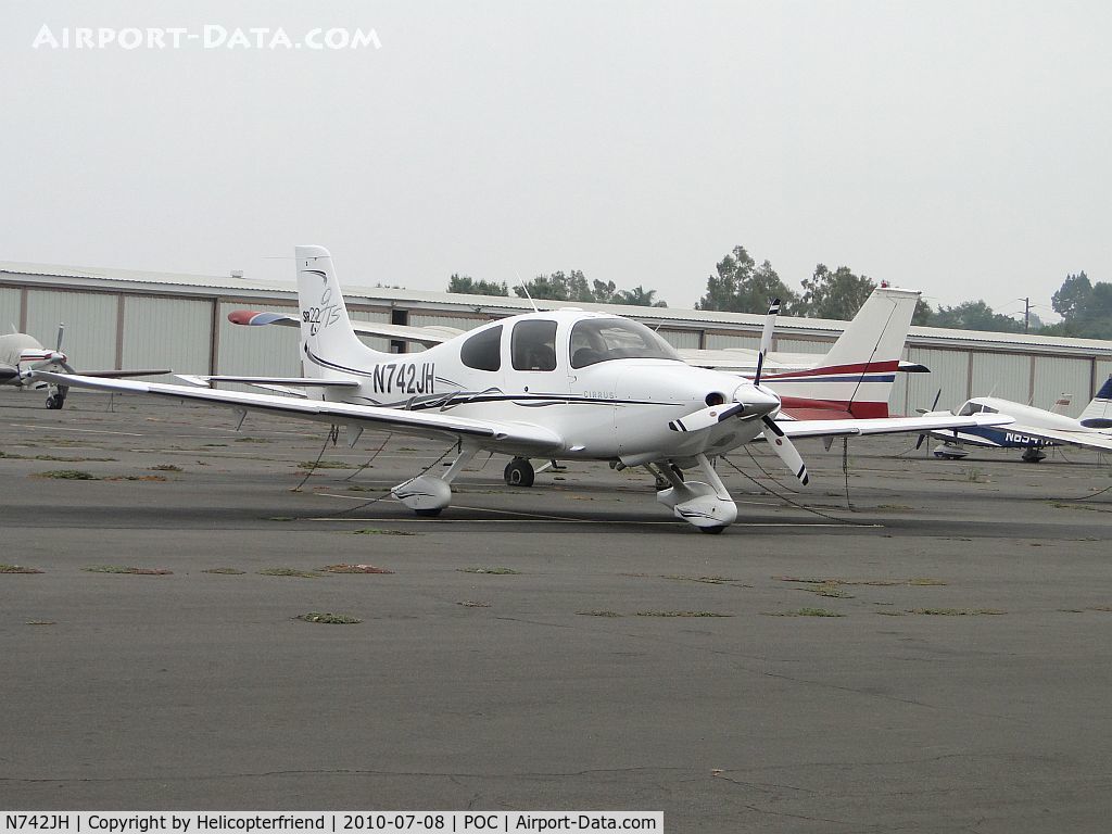 N742JH, 2006 Cirrus SR22 GTS C/N 1963, Parked at Nostalia Airlines