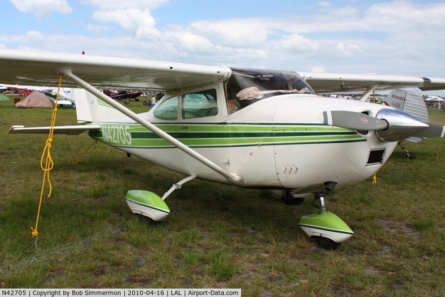 N42705, 1968 Cessna 182L Skylane C/N 18259150, Sun N Fun 2010