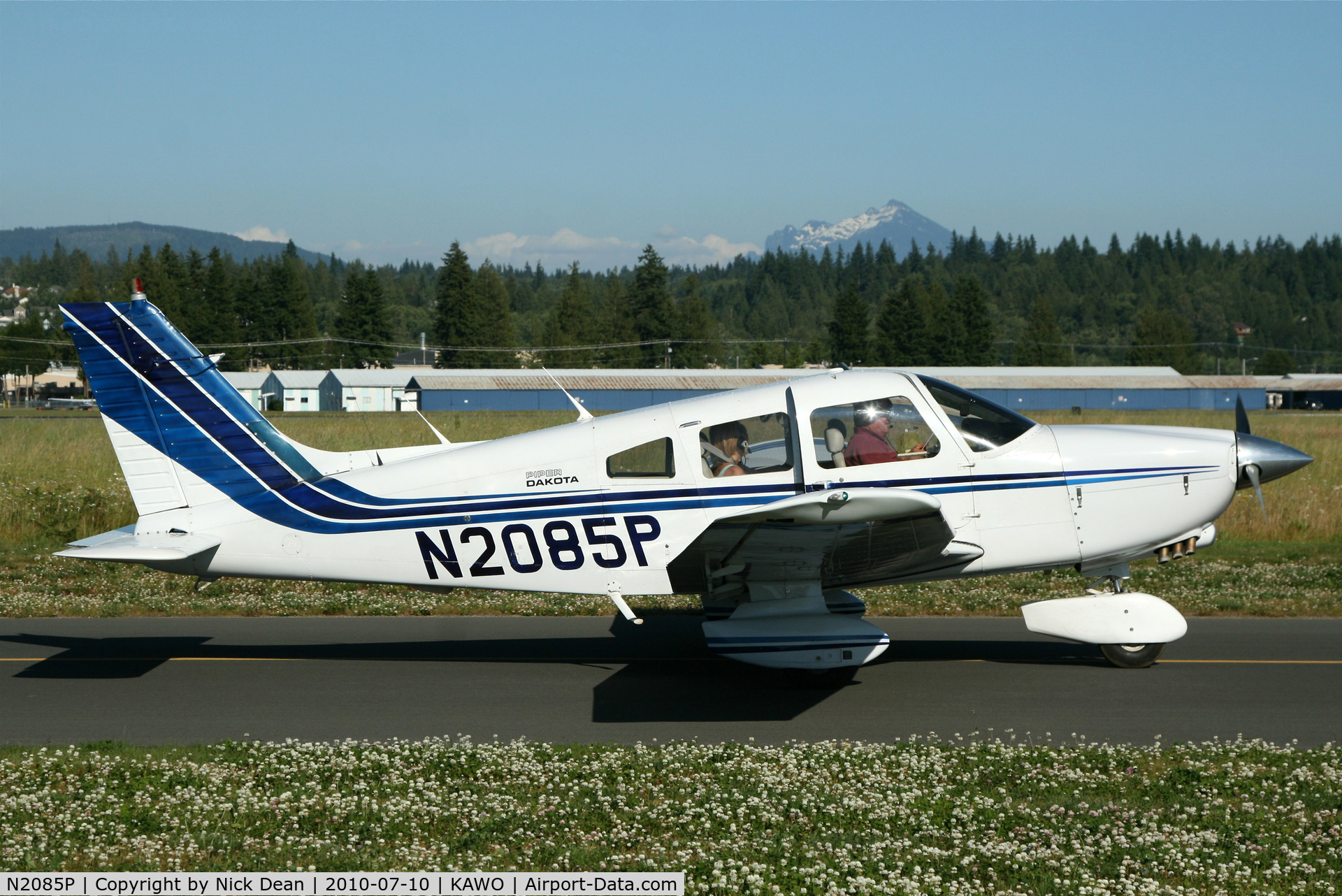 N2085P, 1979 Piper PA-28-236 Dakota C/N 28-7911102, KAWO