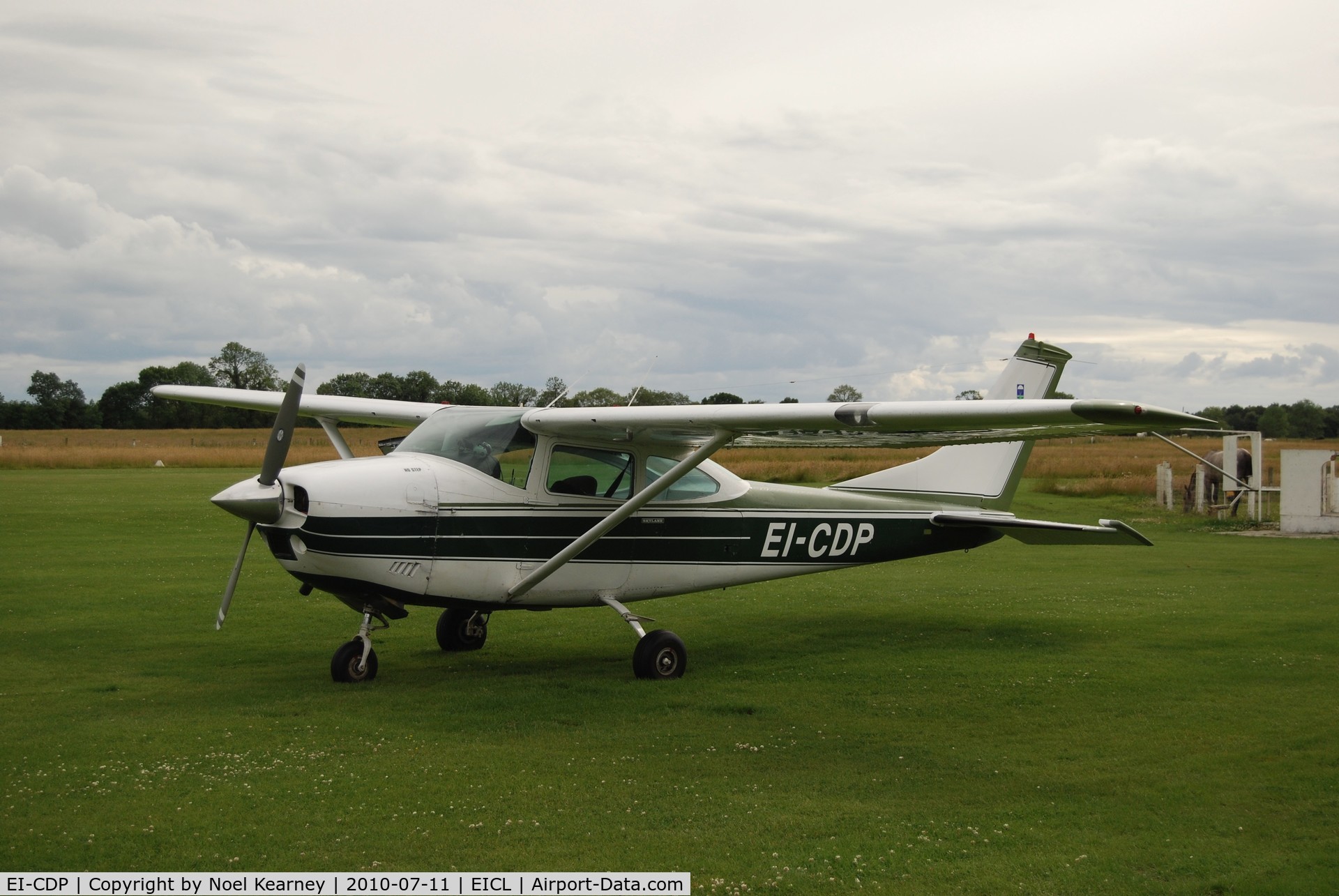 EI-CDP, Cessna 182L Skylane C/N 182-58955, *