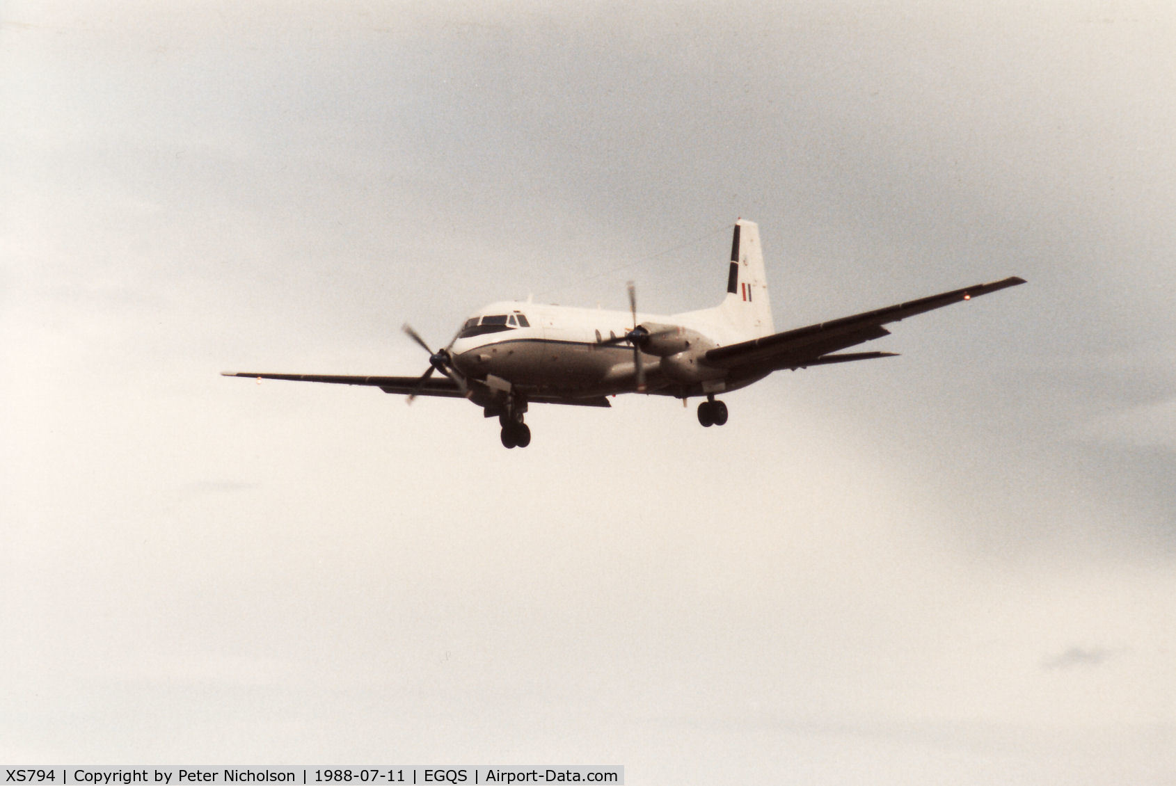 XS794, Hawker Siddeley HS-748 Andover CC2 C/N 1566, Andover CC.2 of 32 Squadron at RAF Northolt on final approach to RAF Lossiemouth in the Summer of 1988.