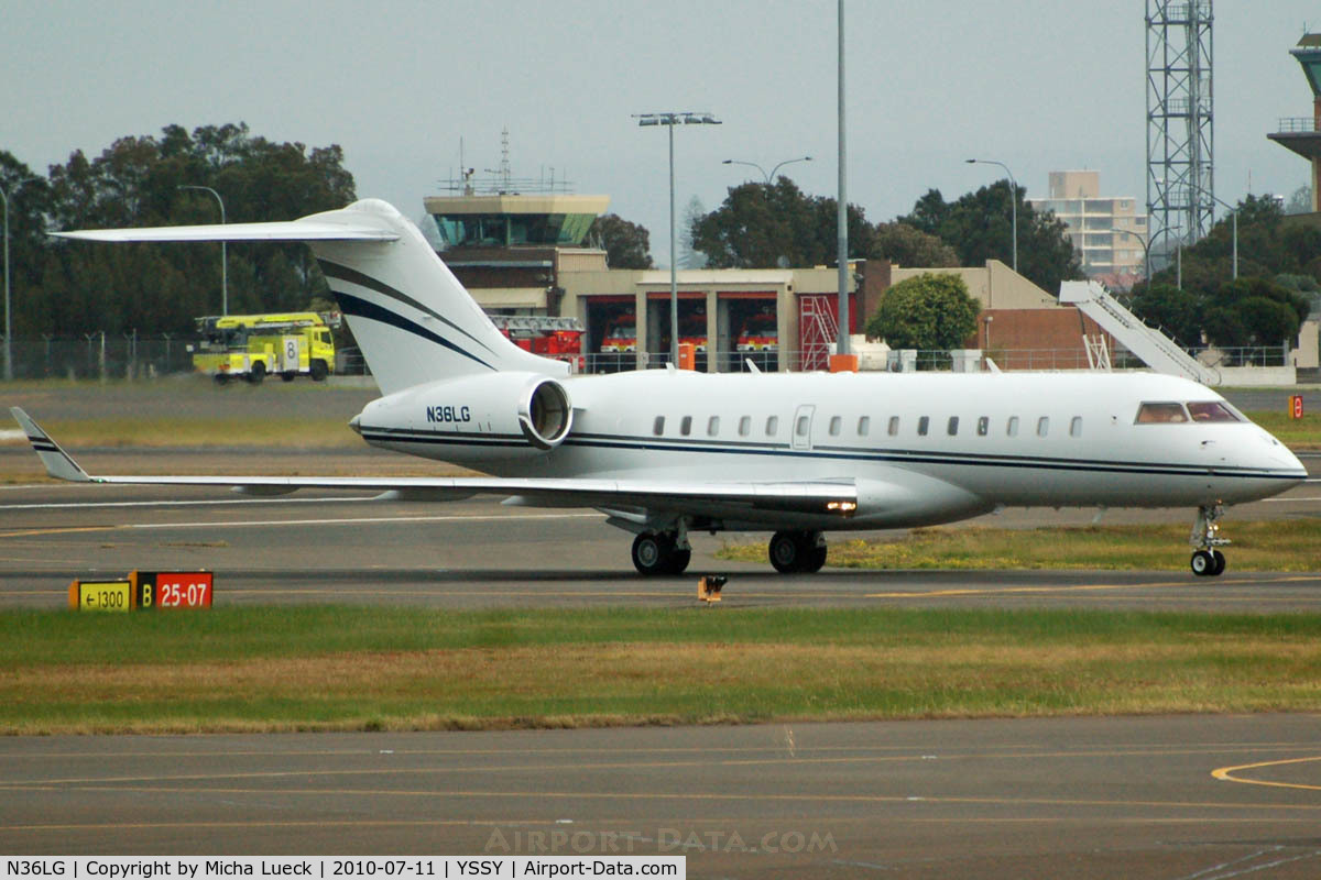 N36LG, 2006 Bombardier BD-700-1A10 Global Express C/N 9225, At Sydney