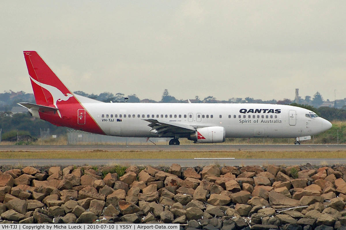 VH-TJJ, 1990 Boeing 737-476 C/N 24435, At Sydney