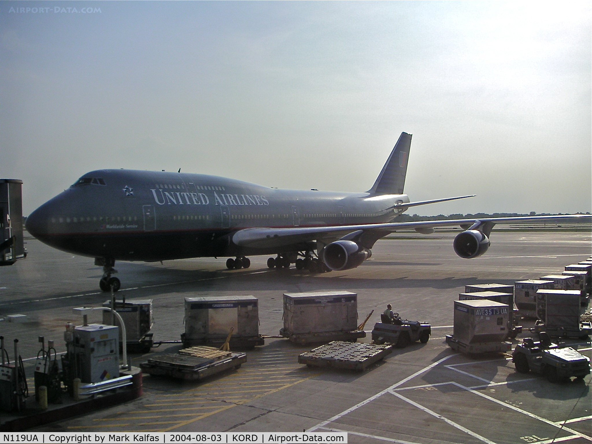 N119UA, 1999 Boeing 747-422 C/N 28812, United Airlines Boeing 747-422, N119UA at gate C18 KORD preparing for a trip to KLAX.
