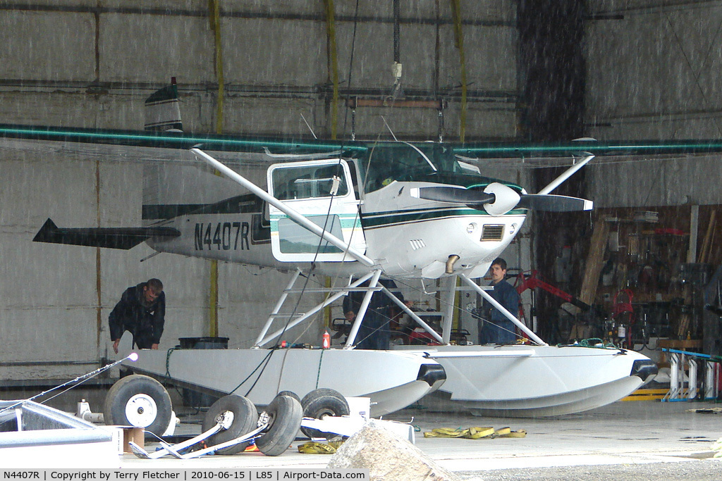 N4407R, 1976 Cessna A185F Skywagon 185 C/N 18502946, 1976 Cessna A185F, c/n: 18502946 at Mackey Lake Soldotna