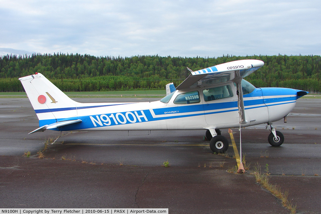 N9100H, 1975 Cessna 172M C/N 17265944, 1975 Cessna 172M, c/n: 17265944 at Soldotna