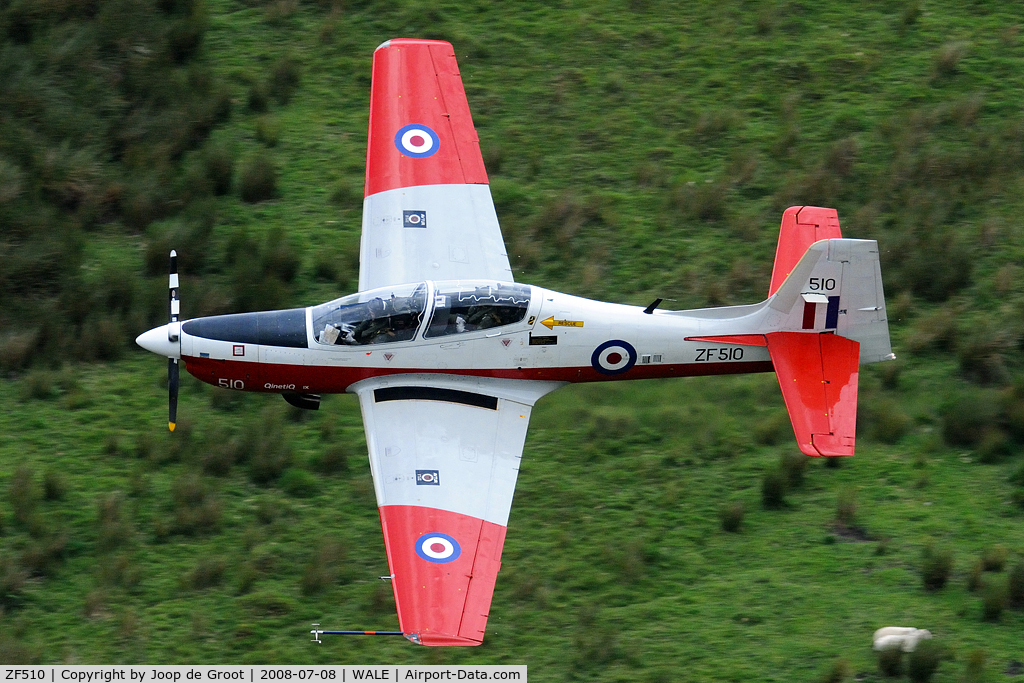 ZF510, 1992 Short S-312 Tucano T1 C/N S154/T125, The Welsh valleys do attrackt many photographers nowadays. And for a reason..!