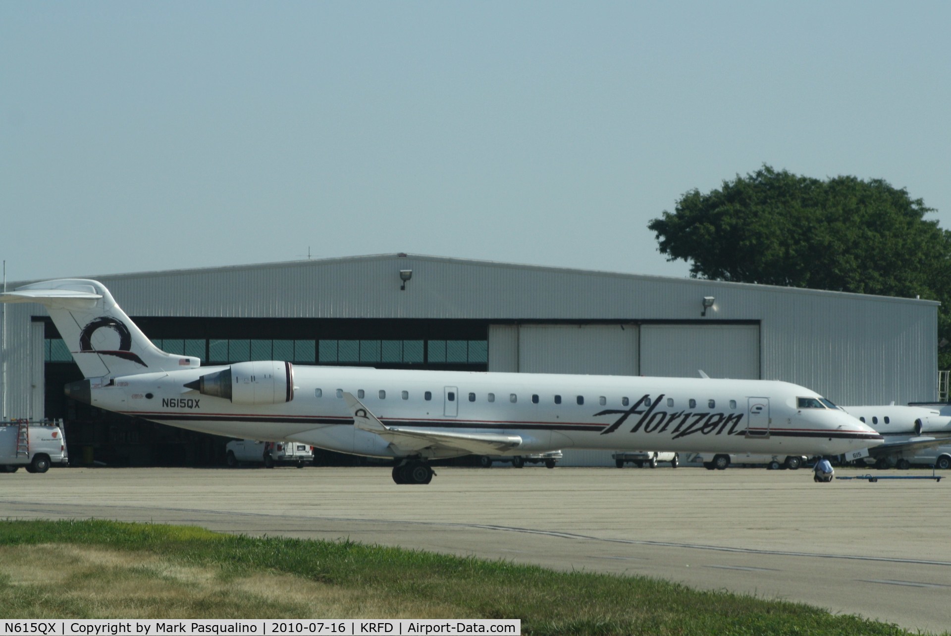 N615QX, 2002 Bombardier CRJ-701 (CL-600-2C10) Regional Jet C/N 10065, CL-600-2C10