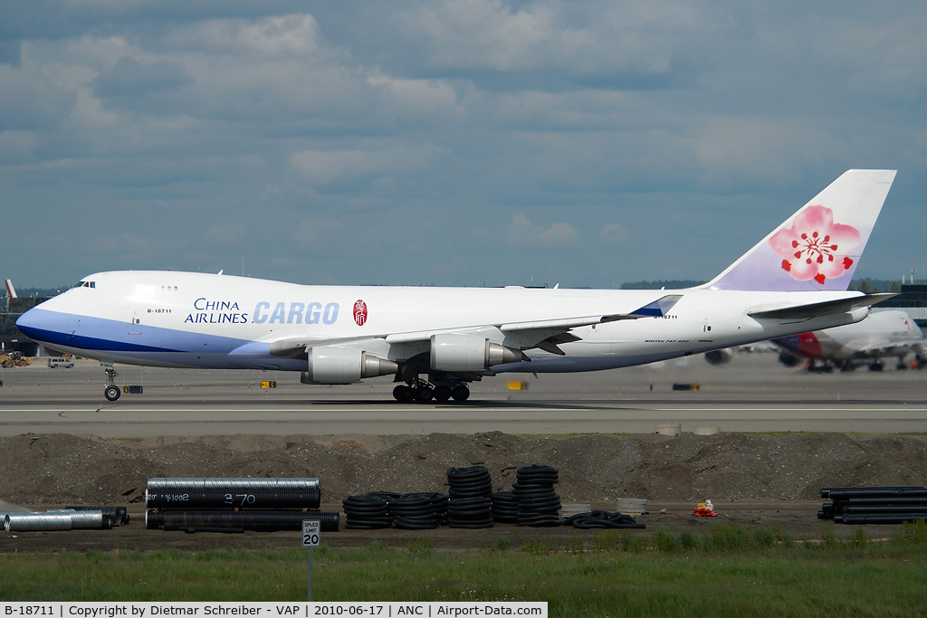 B-18711, 2002 Boeing 747-409F/SCD C/N 30768, China Airlines Boeing 747-400
