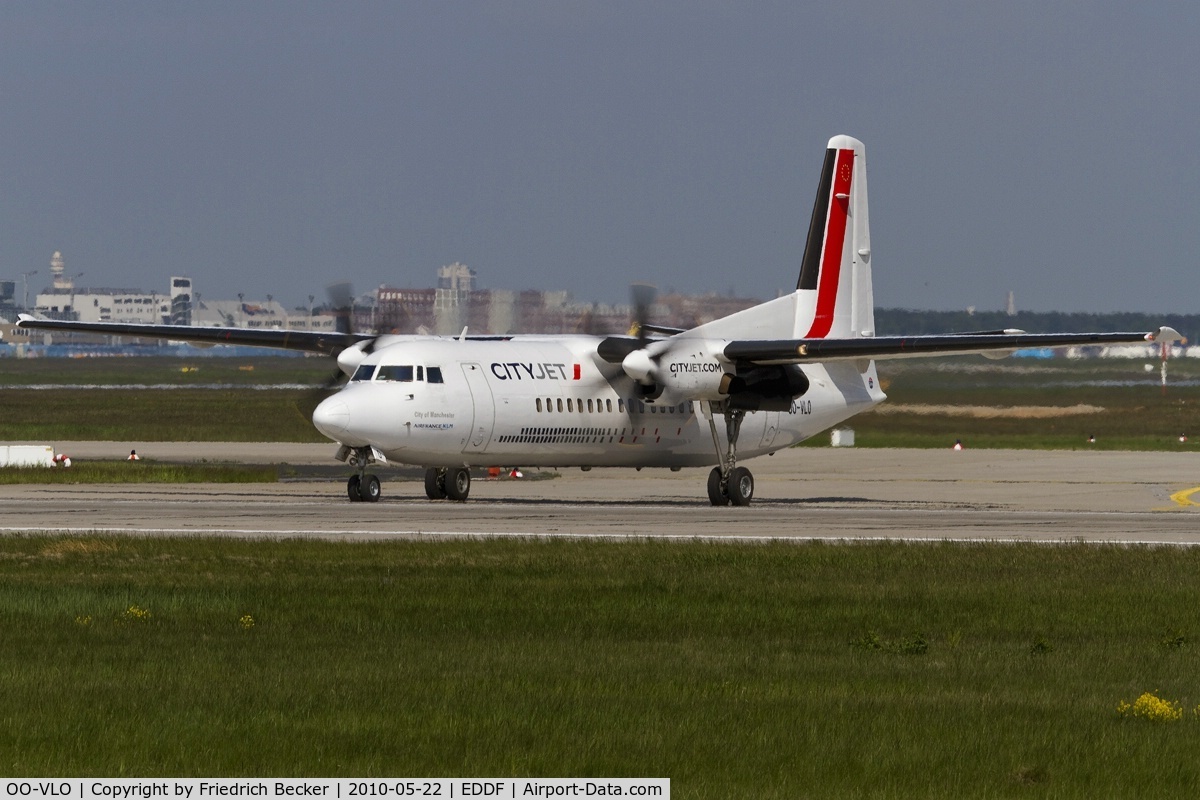 OO-VLO, 1988 Fokker 50 C/N 20127, line up for departure