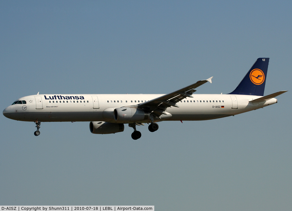 D-AISZ, 2009 Airbus A321-231 C/N 4085, Landing rwy 25R