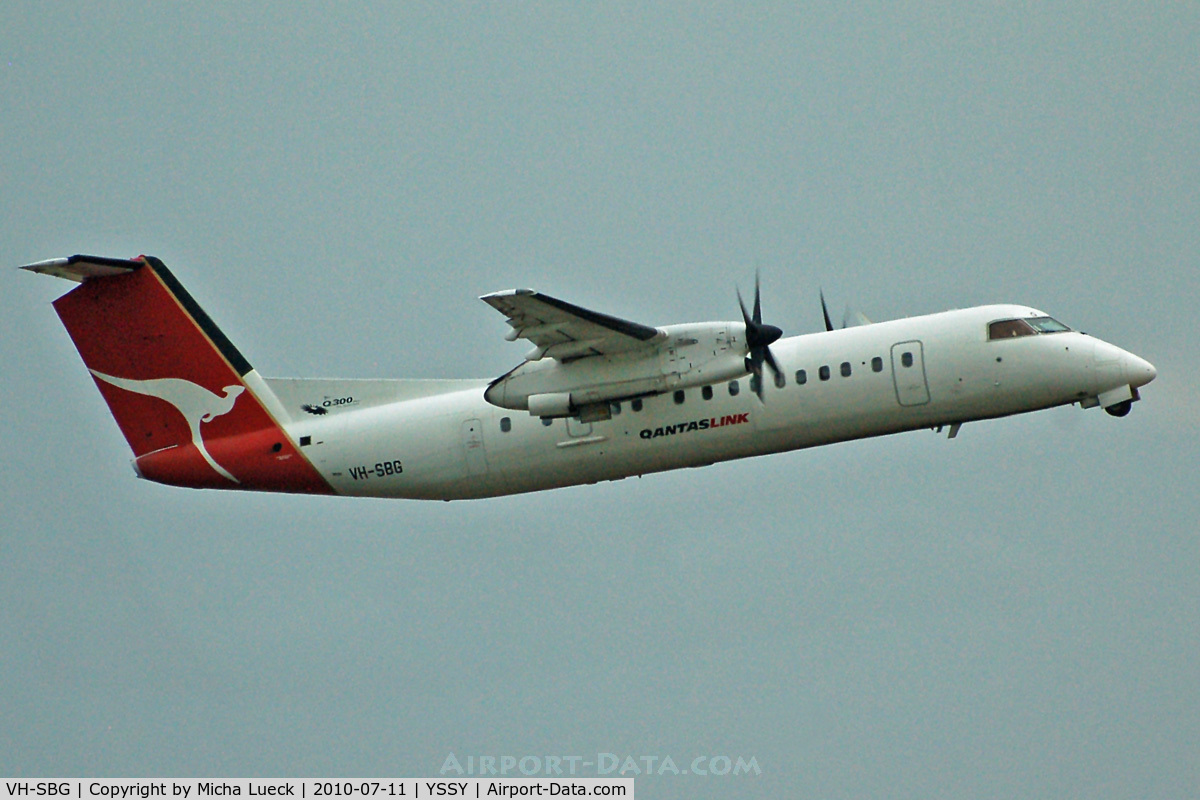 VH-SBG, 2001 De Havilland Canada DHC-8-315Q Dash 8 C/N 575, At Sydney