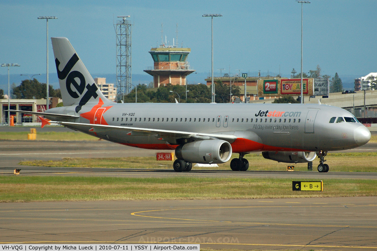 VH-VQG, 2006 Airbus A320-232 C/N 2787, At Sydney
