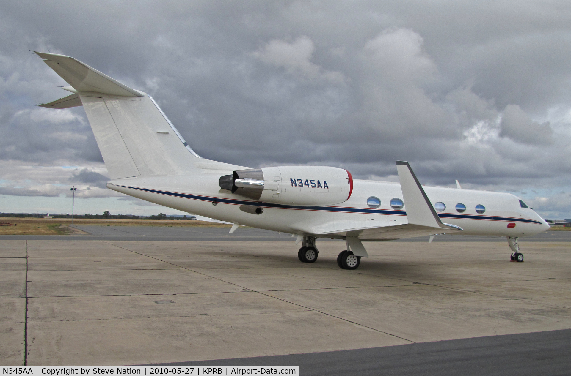 N345AA, 1992 Gulfstream Aerospace G-IV C/N 1186, 1992 Gulfstream Aerospace G-IV, c/n: 1186 visiting Paso Robles, CA
